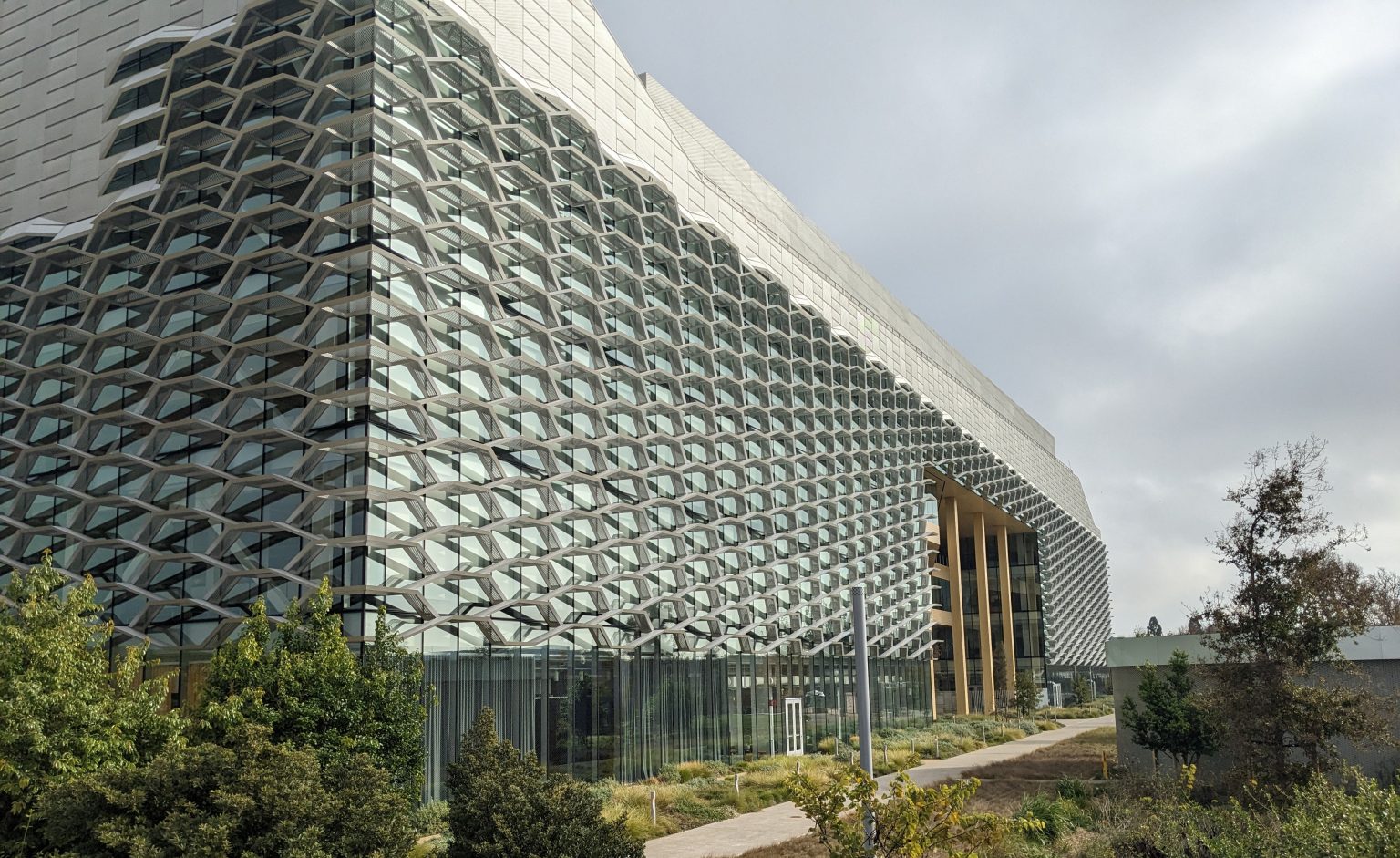 Tech and Life Sciences Peer review